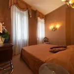 Lisbona Hotel 3*