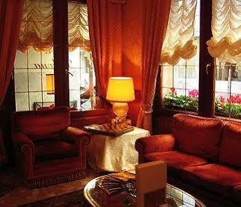 Lisbona Hotell 3*