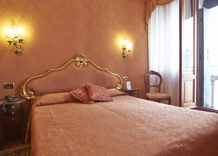 Hotel Lisbona Venice