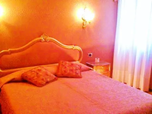 Lisbona Hotel 3*